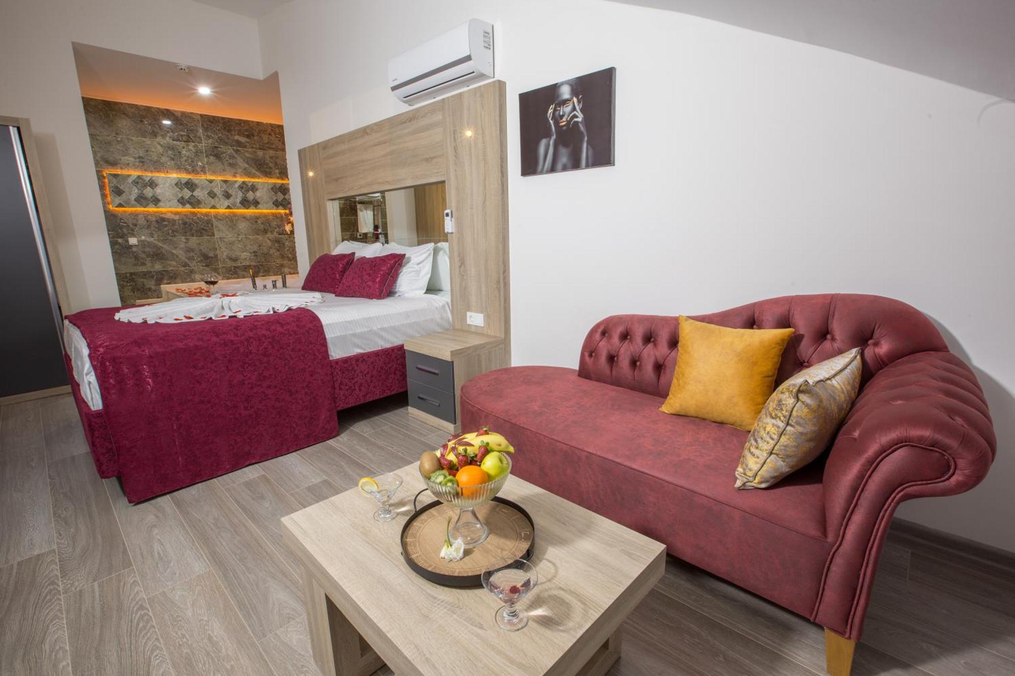 Elanis Suites Анталия Екстериор снимка